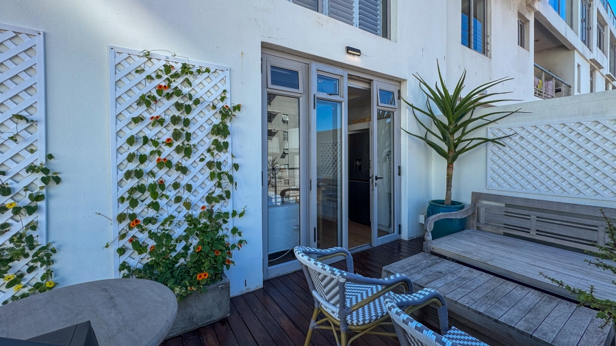 2 Bedroom Property for Sale in Gardens Western Cape